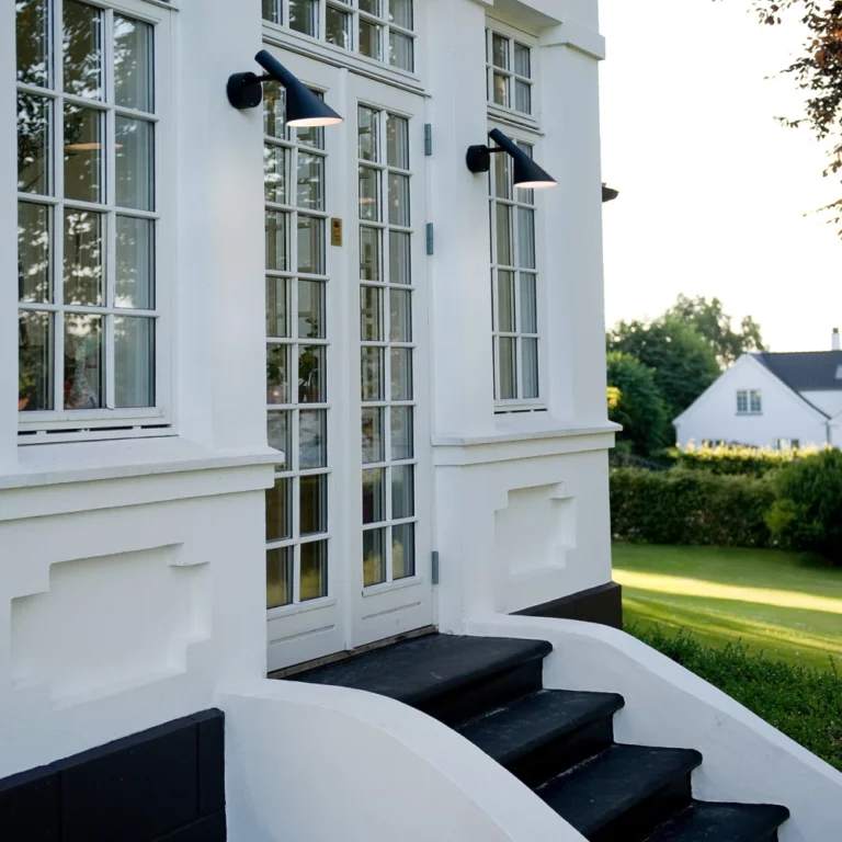 AJ 50 Wand lamp van Louis Poulsen